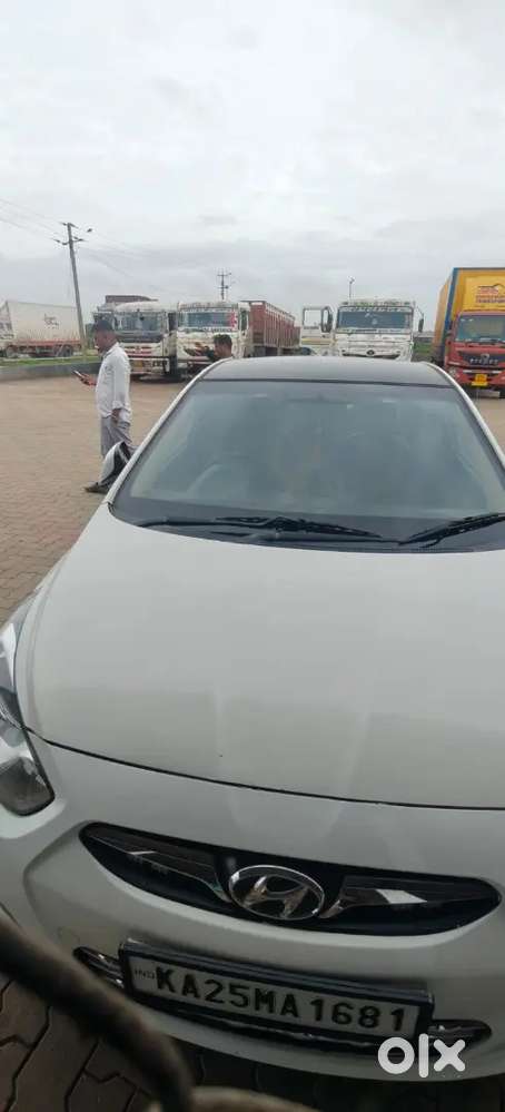 Hyundai Verna 2013 Diesel Manual
