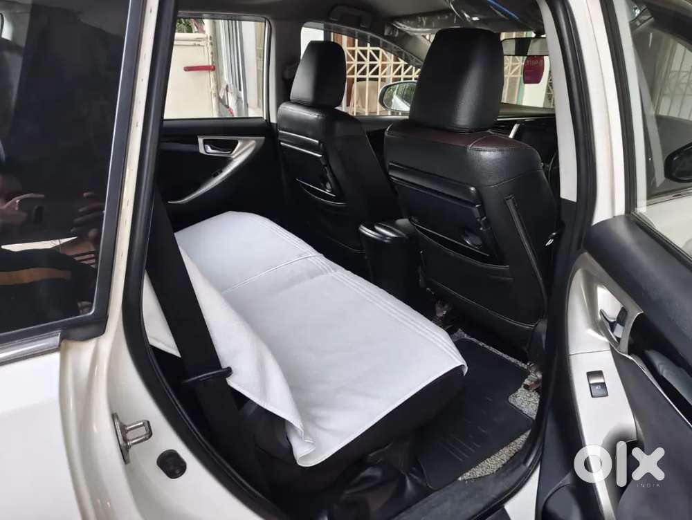 Toyota Innova Crysta 2018 Diesel Well Maintained