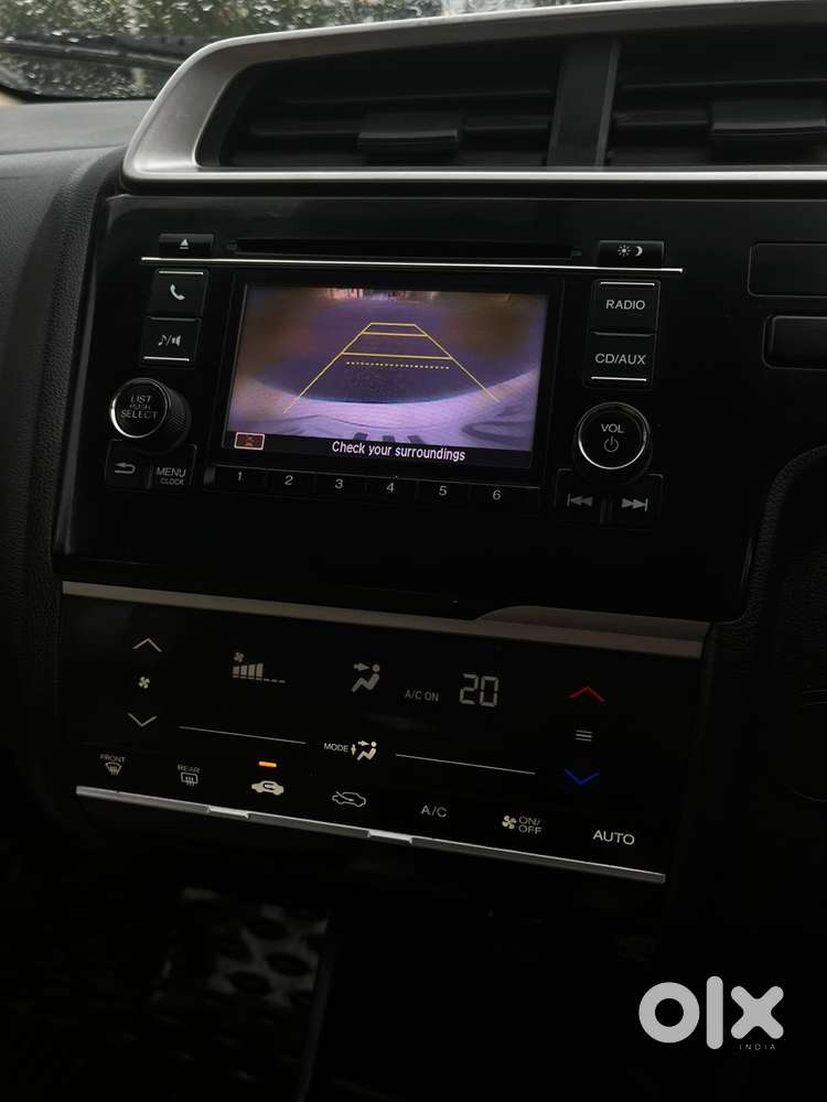 Honda Jazz V Automatic, 2016, Petrol