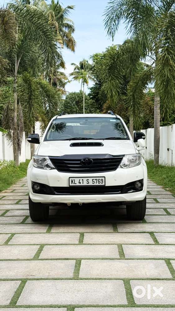 Toyota Fortuner 3.0 4x2 Automatic, 2012, Diesel