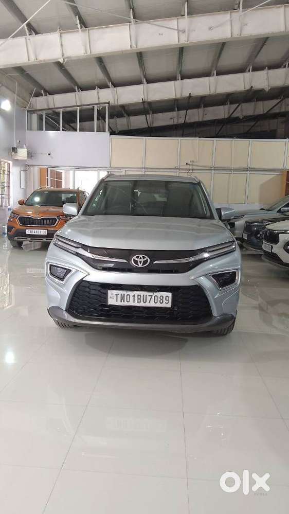 Toyota Urban Cruiser Taisor V 1.0 Petrol At Dual Tone, 2024, Petrol