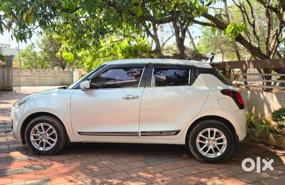 Maruti Suzuki Swift Vvt Zxi, 2023, Petrol