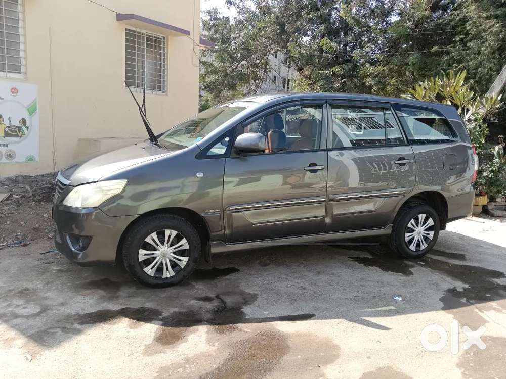 Toyota Innova 2012 Diesel 162164 Km Driven