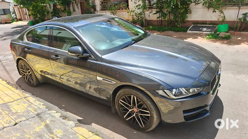 Jaguar Xe Prestige, 2016, Petrol