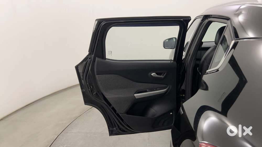 Nissan Magnite 1.0 Xv Premium Turbo (o), 2021, Petrol