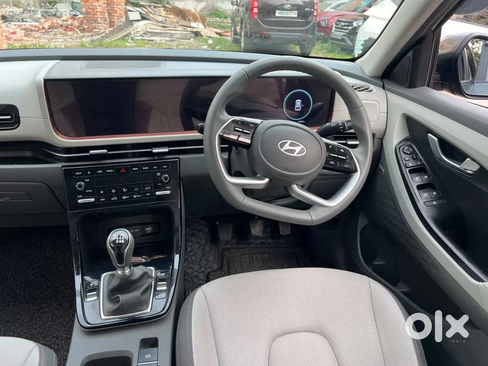 Hyundai Creta Sx (o) 1.5 Petrol Cvt, 2025, Petrol
