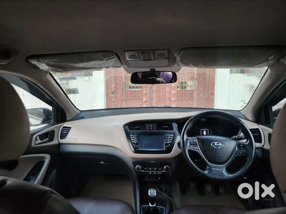 Hyundai Elite I20 2015 Petrol 70000 Km Driven Top Condition.