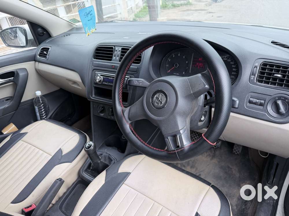 Volkswagen Polo Petrol Comfortline 1.2l, 2011, Petrol