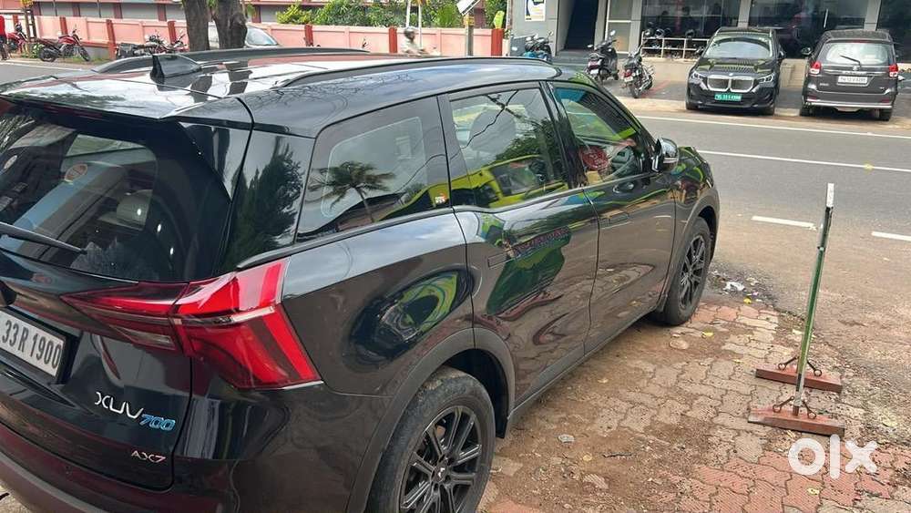 Mahindra Xuv700 2024 Diesel Well Maintained