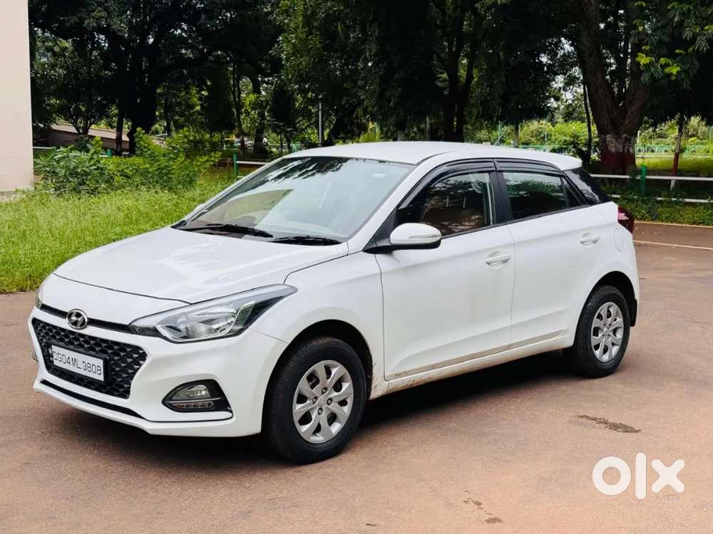 Hyundai I20 Sports Petrol 
Fresh Condition
Single Hand Driven