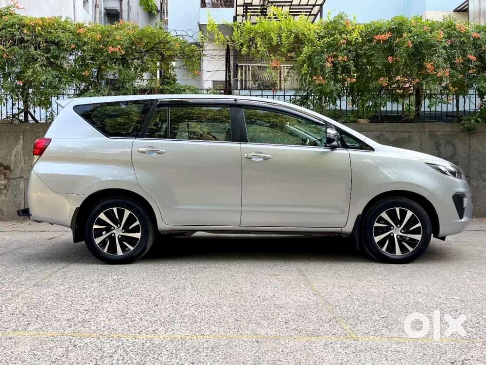 Toyota Innova Crysta [2020-ongoing] 2.4 Zx At 7 Str, 2022, Diesel