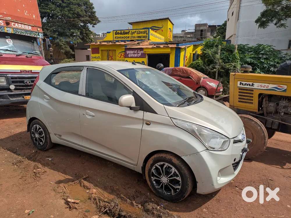 Hyundai Eon Magna + 2012