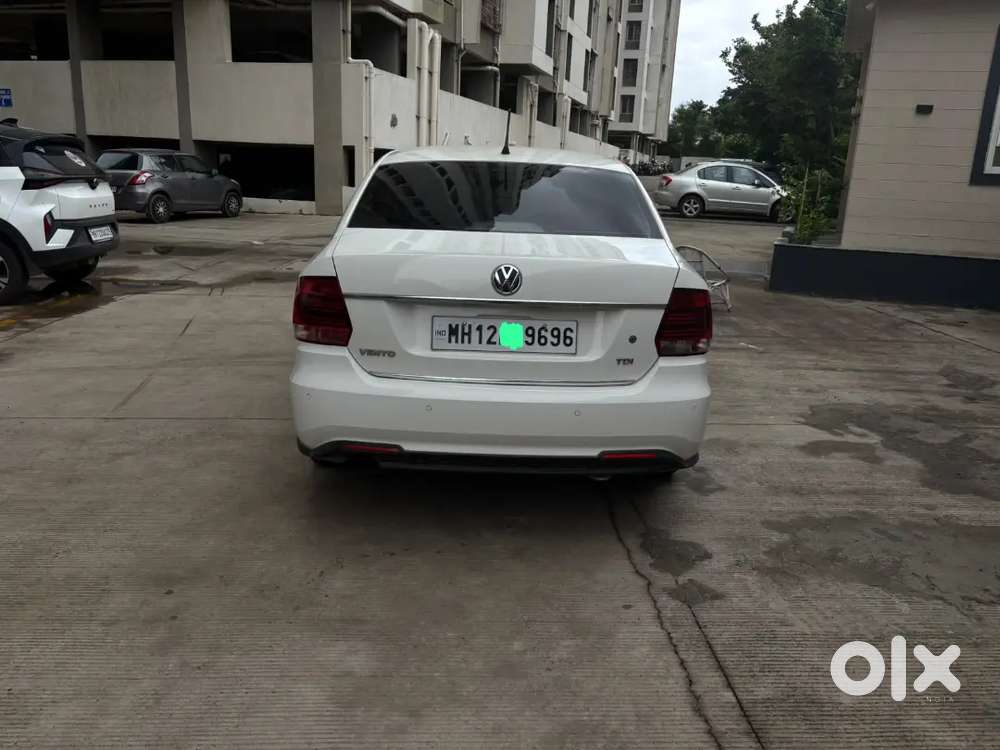 Volkswagen Vento Highline 2014