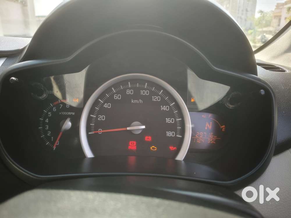 Maruti Suzuki Celerio 1.0 Vxi Amt, 2016, Petrol