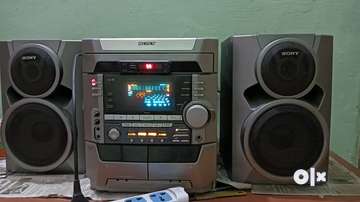 Sony music best sale system old model