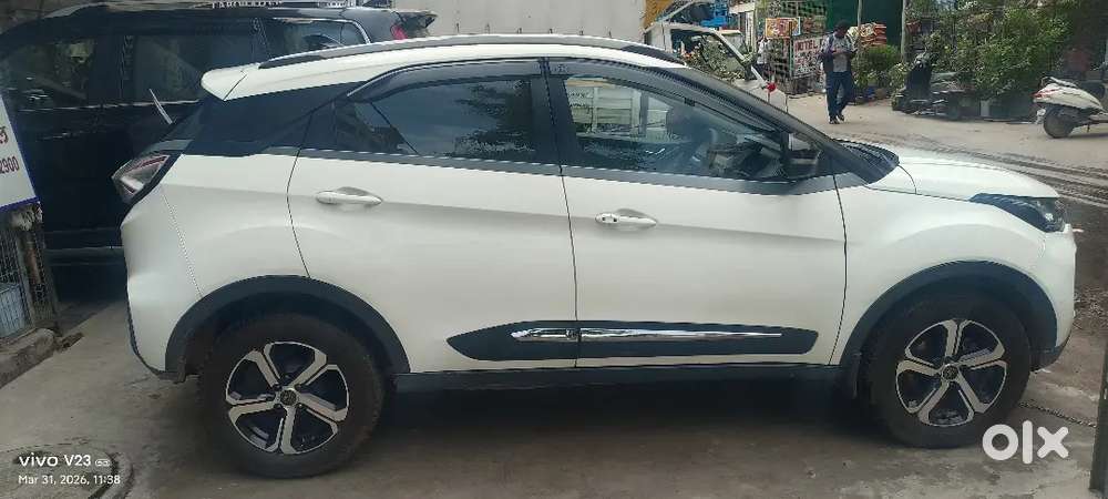 Good Condition Bumper To Bumper Orignal H Doctor Driving Koi Kami Nhi