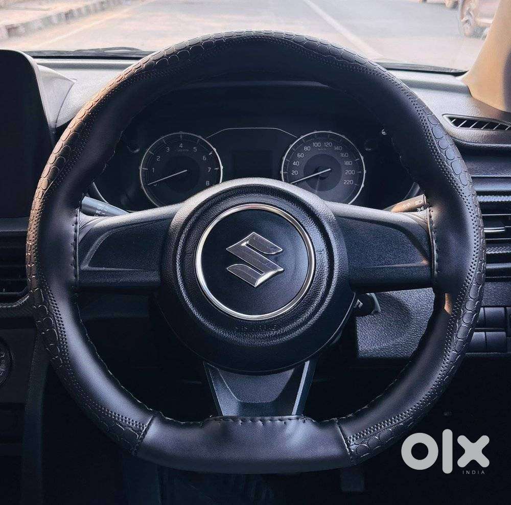 Maruti Suzuki Brezza 1.5 Lxi Smart Hybrid, 2025, Petrol