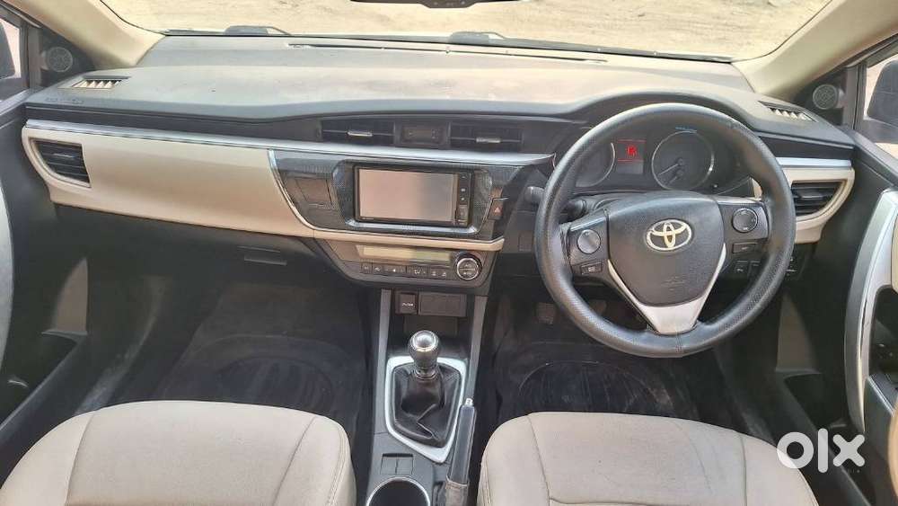 Toyota Corolla Altis 2010-2013 G, 2014, Petrol
