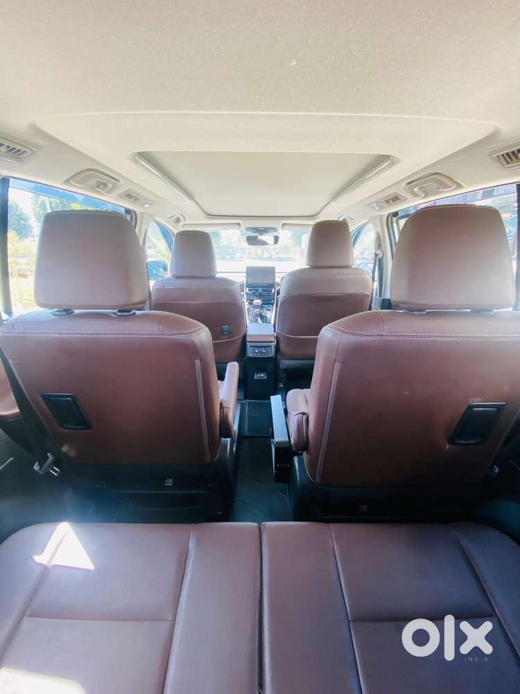 Toyota Innova Hycross 2.0 Vx (o) Hybrid 7 Str, 2023, Cng & Hybrids