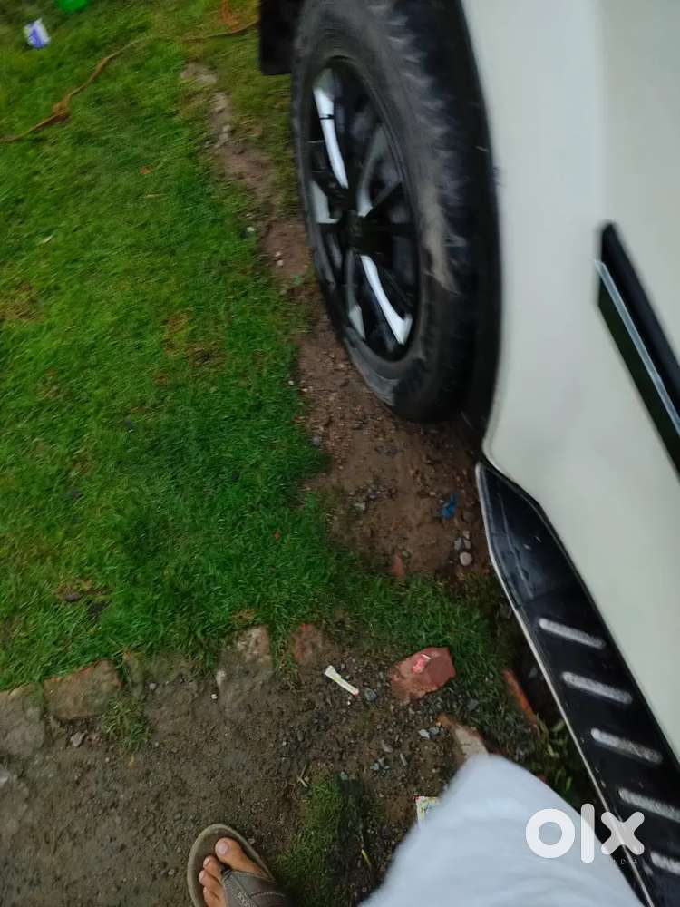 Mahindra Xuv500 2017 Diesel 81000 Km Driven