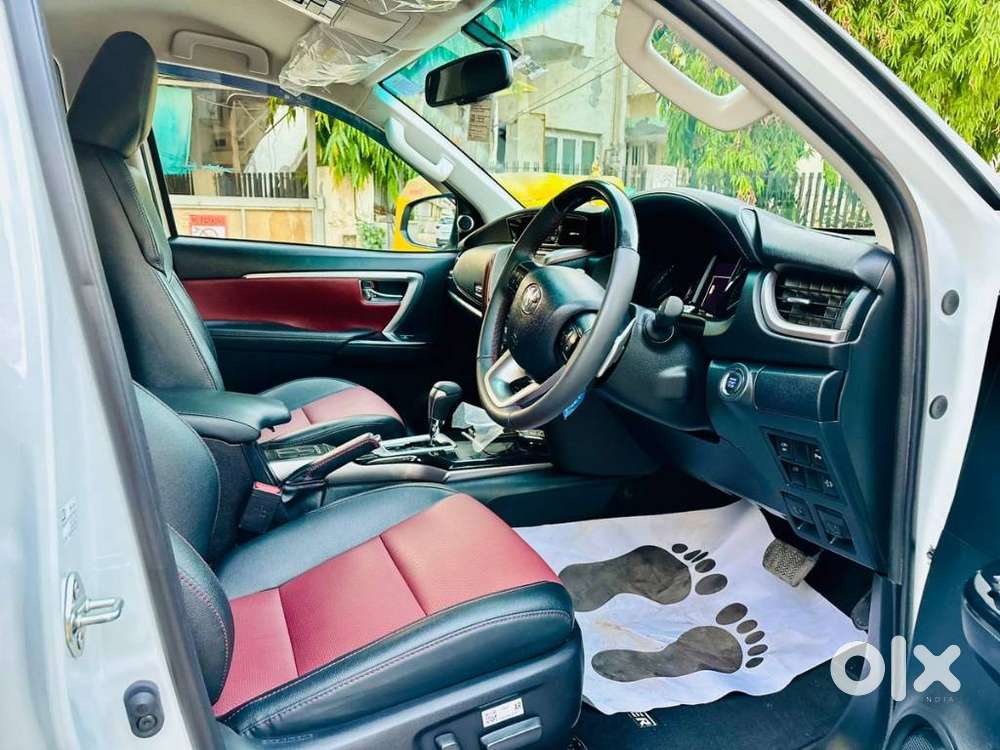 Toyota Fortuner Legender 4x2 At 2.8, 2025, Diesel