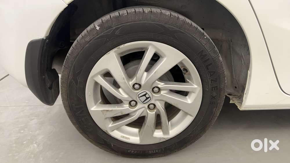 Honda Jazz [2020-2023] 1.2 V I-vtec Mt, 2016, Petrol