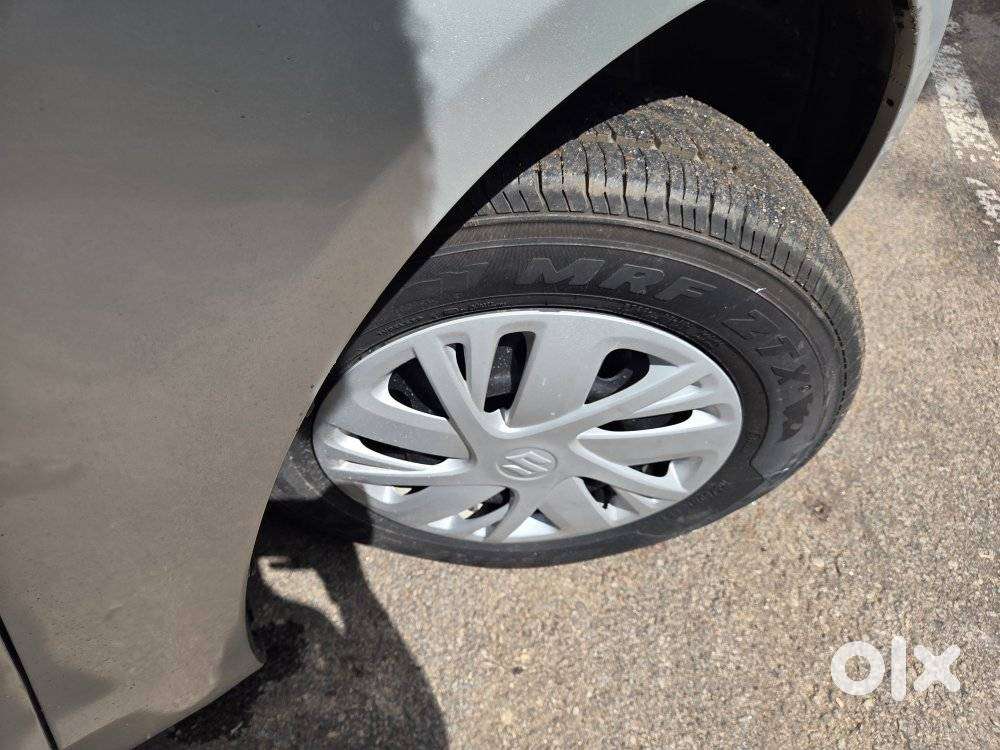 Maruti Suzuki Swift Vxi Optional, 2016, Petrol