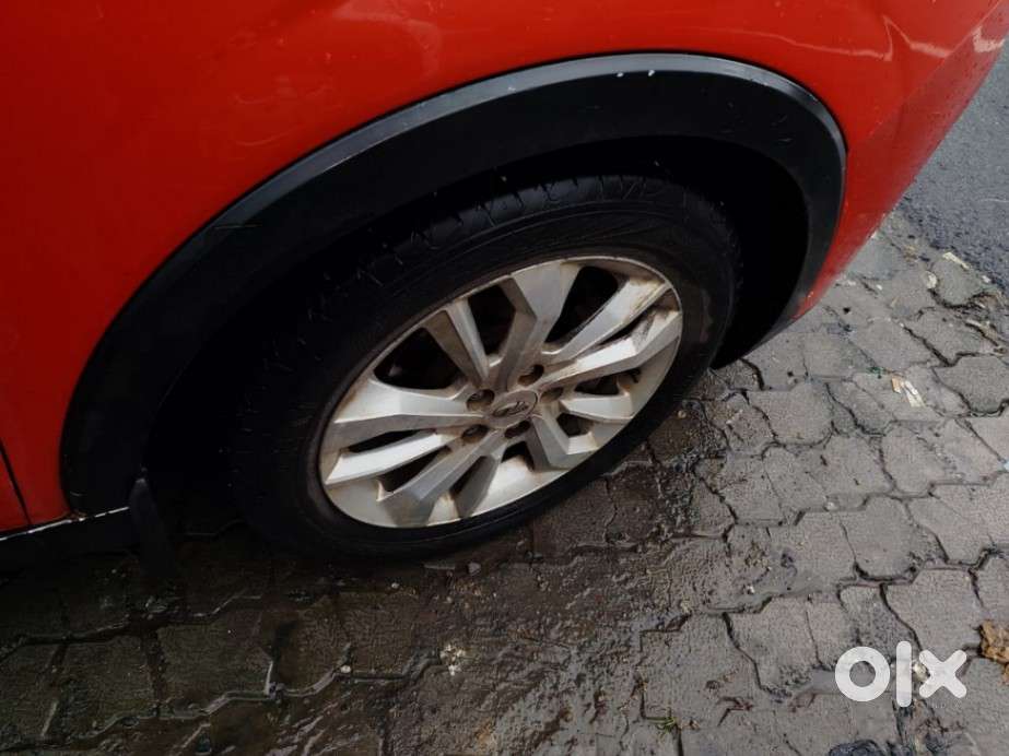 Mahindra Xuv300 W8 Diesel, 2019, Diesel