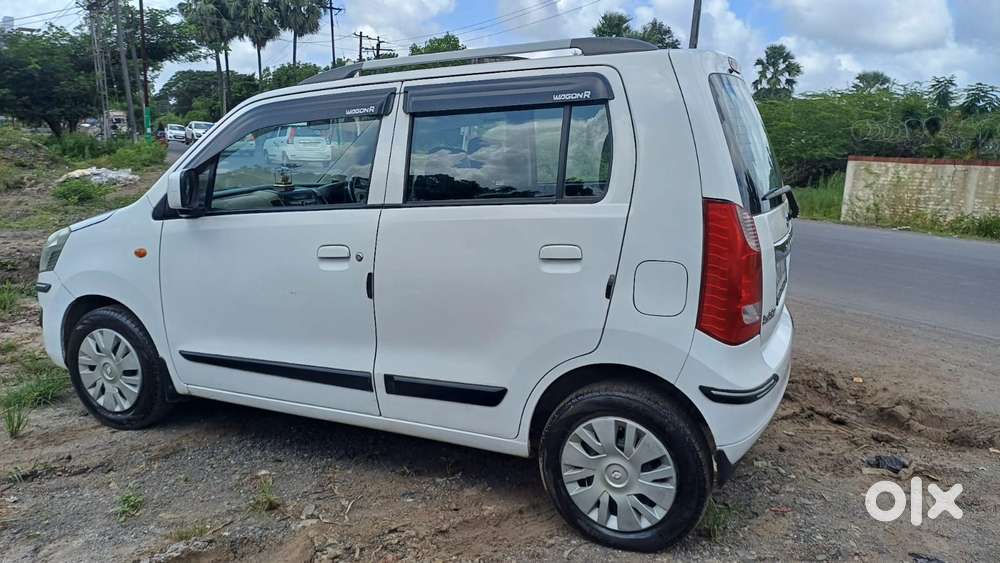 Maruti Suzuki Wagon R Vxi 1.2, 2018, Cng & Hybrids