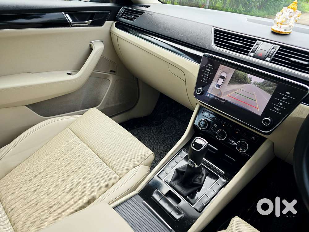 Skoda Superb 2.0 L&k Tsi At, 2022, Petrol