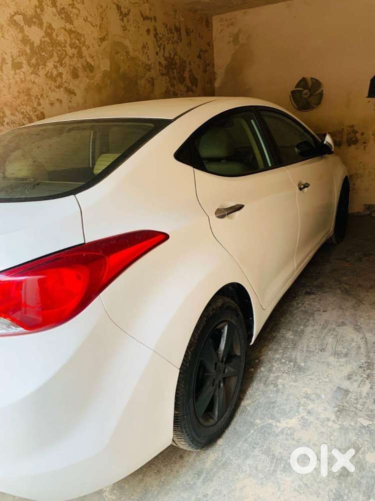 Hyundai Neo Fluidic Elantra