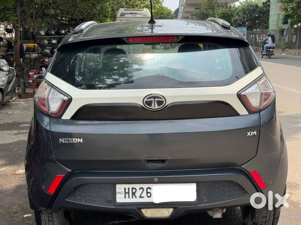 Tata Nexon 1.2 Revotron Xm (s), 2018, Diesel