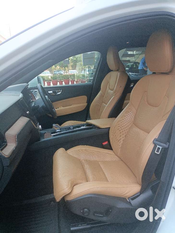 Volvo Xc60 2.0 B5 Ultimate, 2024, Petrol