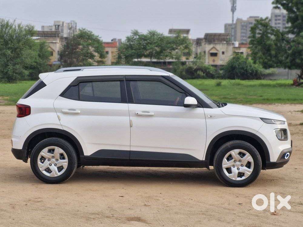 Hyundai Venue S, 2021, Cng & Hybrids