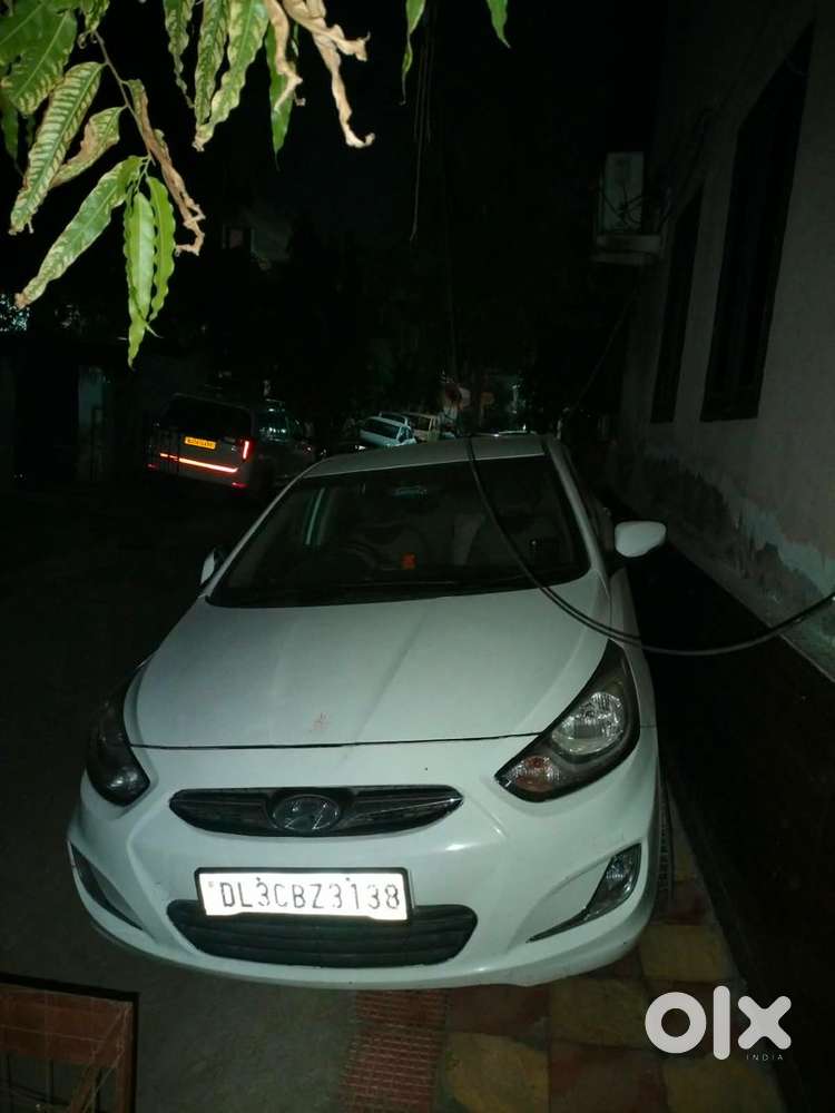 Hyundai Verna Petrol 2012