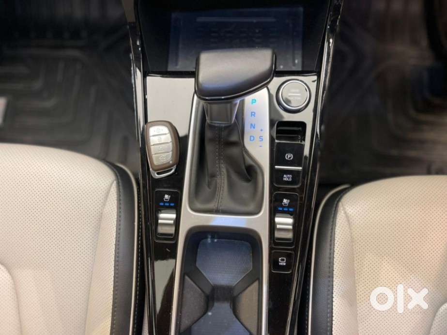 Hyundai Creta Sx (o) 1.5 Petrol Cvt, 2023, Petrol