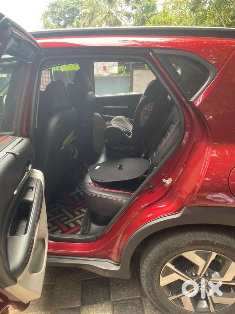 Kia Sonet 2021 Petrol 26000 Km Driven Well Maintained Red Color