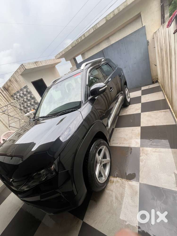 Maruti Suzuki Brezza Petrol Manual 2025