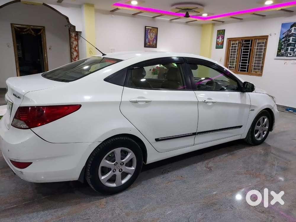 Hyundai Verna Diesel Manual 2011