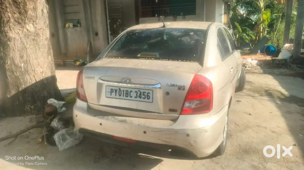 Hyundai Verna 2010 Diesel Manual