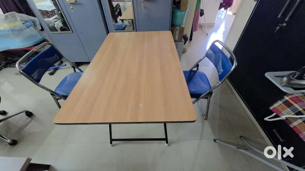 General table with chair
