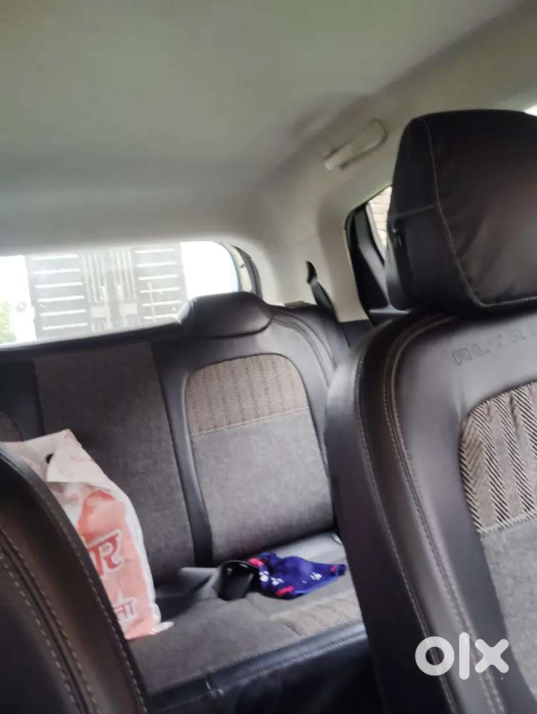 Tata Altroz 1.2 Xt 2022 Petrol Automatic
