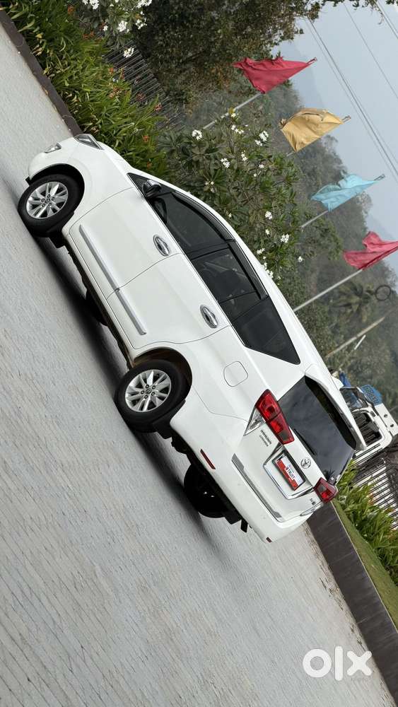 Toyota Innova Crysta, 2018