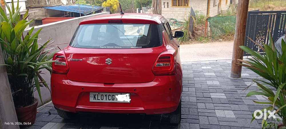 Maruti Suzuki Swift Lxi Optional-o, 2018, Petrol