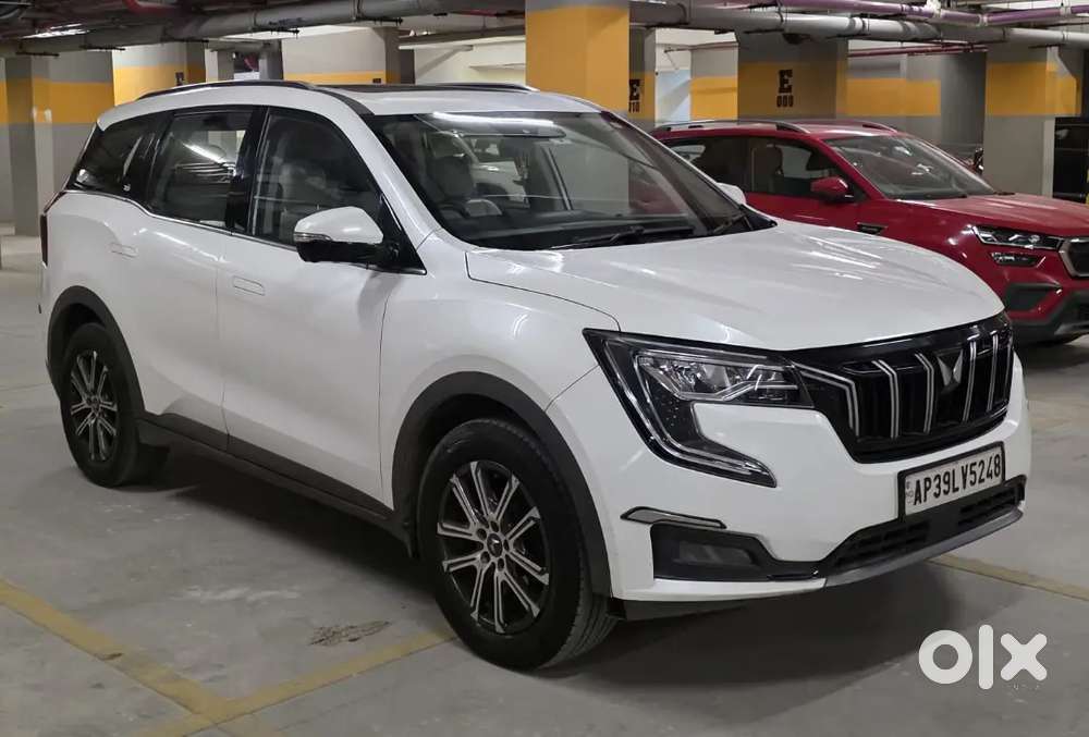 Mahindra Xuv700 Ax7l Petrol Automatic Single Hand Driven - Like New.