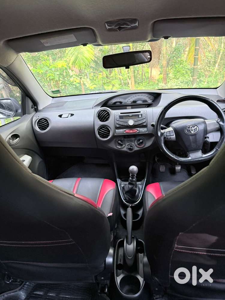 Toyota Etios Vx D 2012