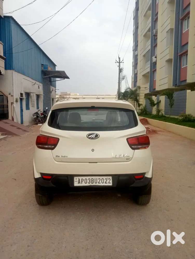 Mahindra Kuv 100 20016