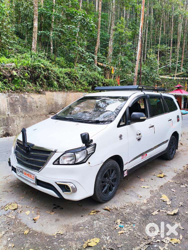 Toyota Innova 2.5 G (diesel) 8 Seater, 2016, Diesel