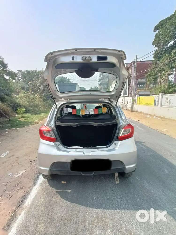 Tata Tiago Petrol 1.2 Revotron 2019