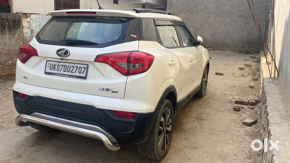 Mahindra Xuv300 2020 Petrol Well Maintained